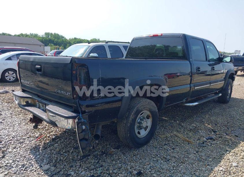 Photo 4 of 2005 Chevrolet Silverado 2500HD LS (VIN 1GCHK232X5F966561)