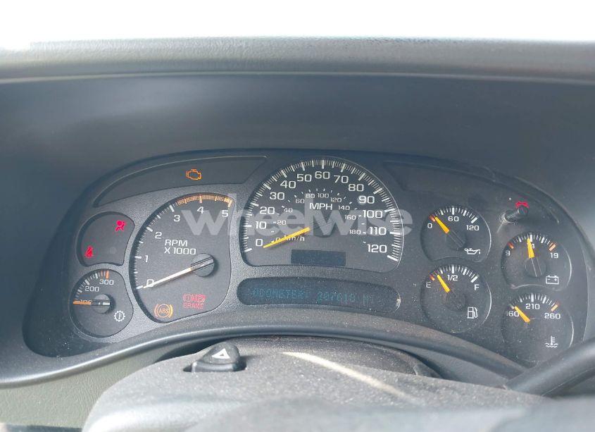 Photo 7 of 2005 Chevrolet Silverado 2500HD LS (VIN 1GCHK232X5F966561)