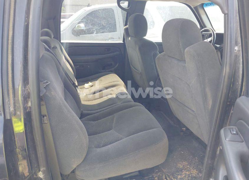 Photo 8 of 2005 Chevrolet Silverado 2500HD LS (VIN 1GCHK232X5F966561)