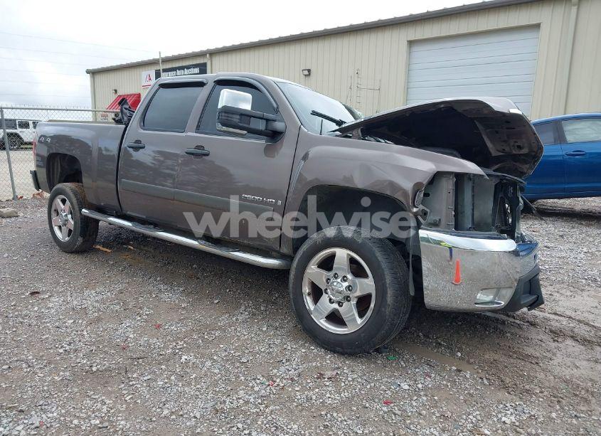 2007 Chevrolet Silverado 2500HD LT1 (VIN 1GCHK23617F560237) main photo