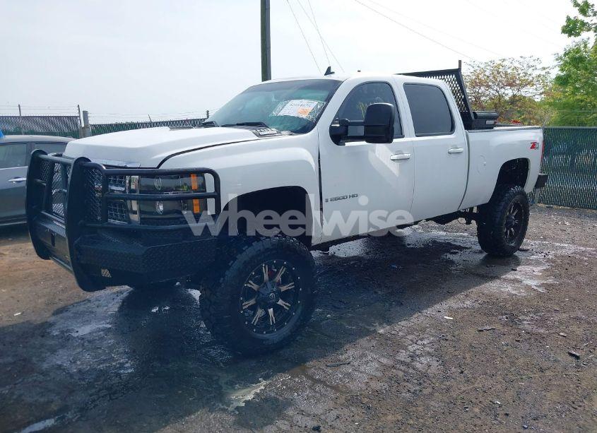 Photo 2 of 2008 Chevrolet Silverado 2500HD LTZ (VIN 1GCHK23618F162723)