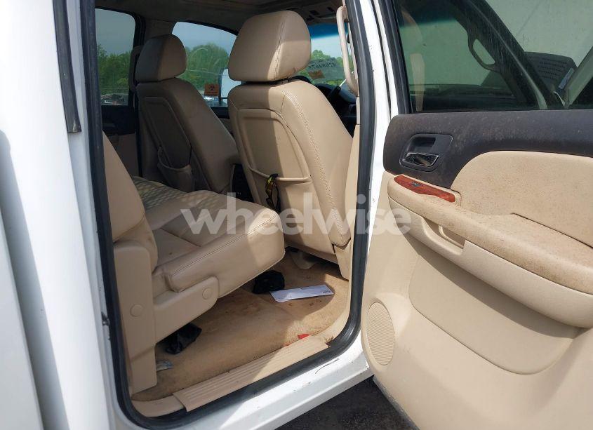 Photo 8 of 2008 Chevrolet Silverado 2500HD LTZ (VIN 1GCHK23618F162723)