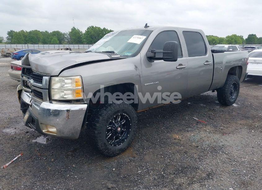 Photo 2 of 2007 Chevrolet Silverado 2500HD LTZ (VIN 1GCHK23637F519933)