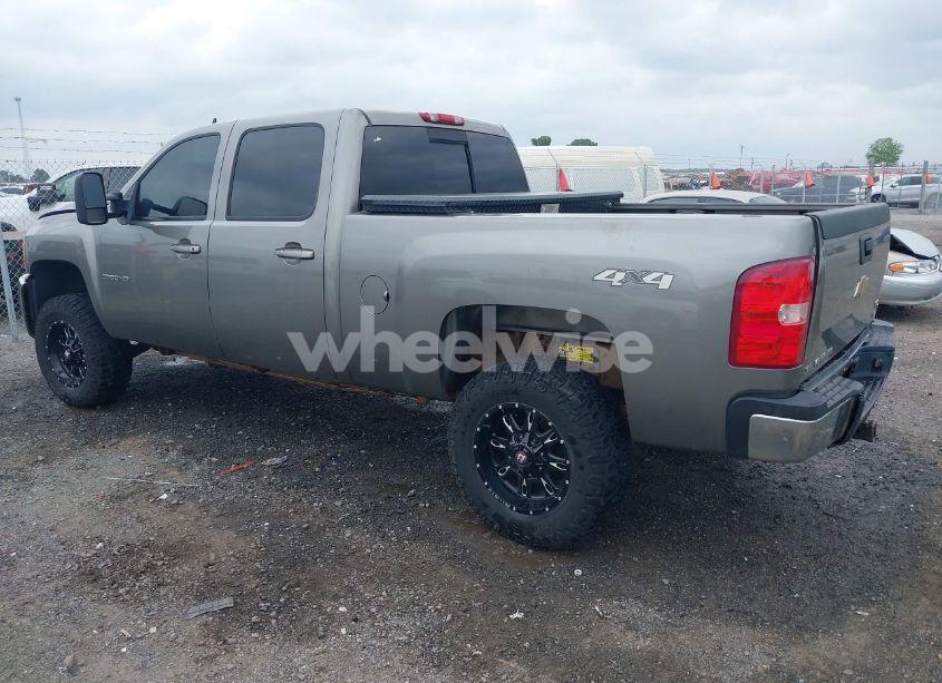 Photo 3 of 2007 Chevrolet Silverado 2500HD LTZ (VIN 1GCHK23637F519933)