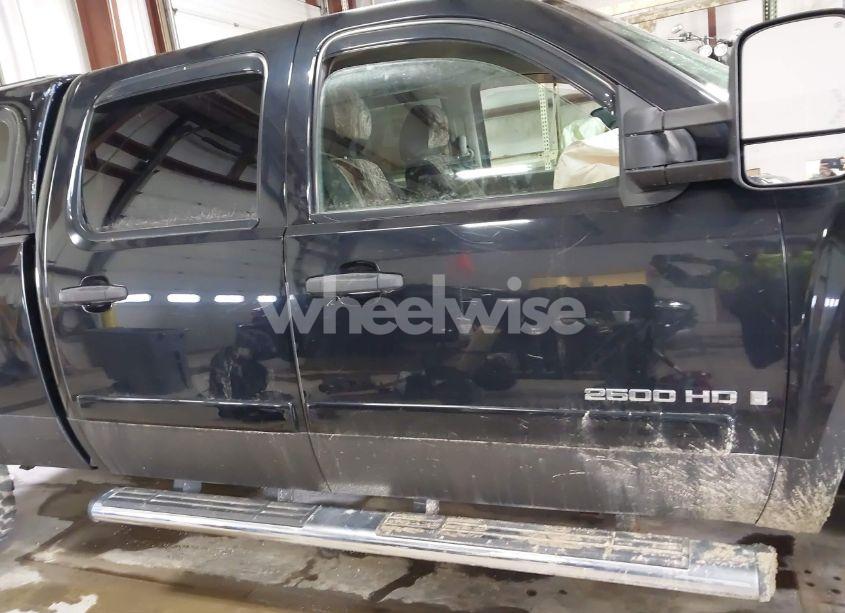 Photo 13 of 2007 Chevrolet Silverado 2500HD LT1 (VIN 1GCHK23637F565133)