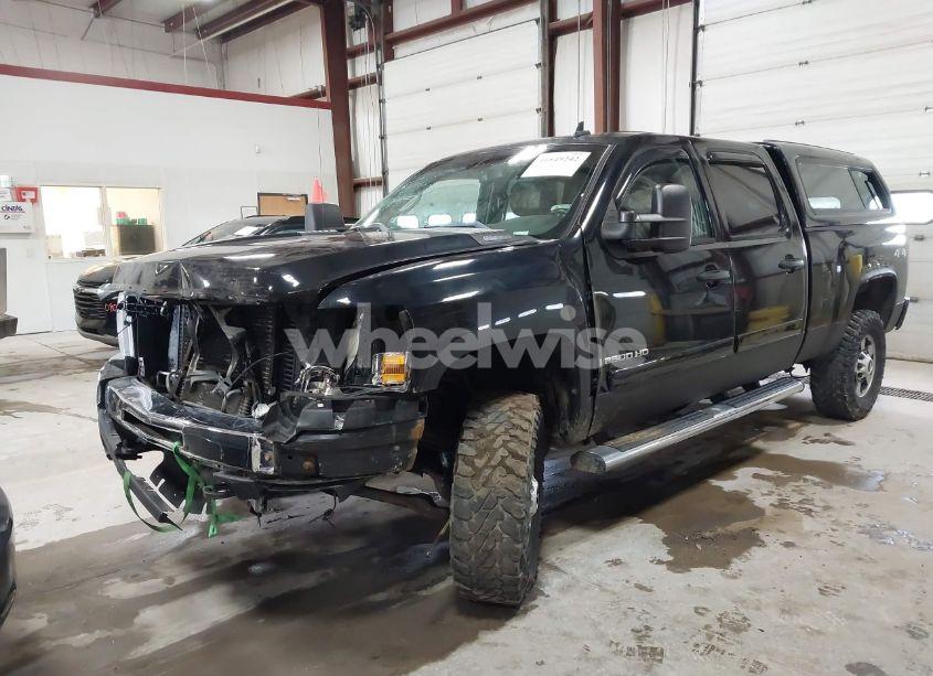 Photo 2 of 2007 Chevrolet Silverado 2500HD LT1 (VIN 1GCHK23637F565133)