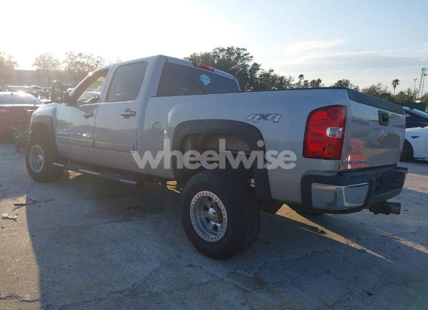 Photo 3 of 2007 Chevrolet Silverado 2500HD LTZ (VIN 1GCHK23647F504650)