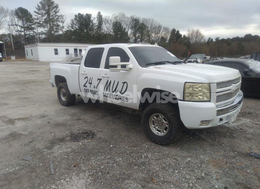 2008 Chevrolet Silverado 2500HD LTZ (VIN 1GCHK23648F127500) main photo