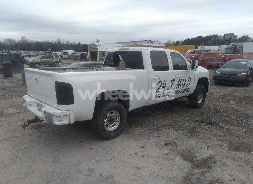 Photo 4 of 2008 Chevrolet Silverado 2500HD LTZ (VIN 1GCHK23648F127500)