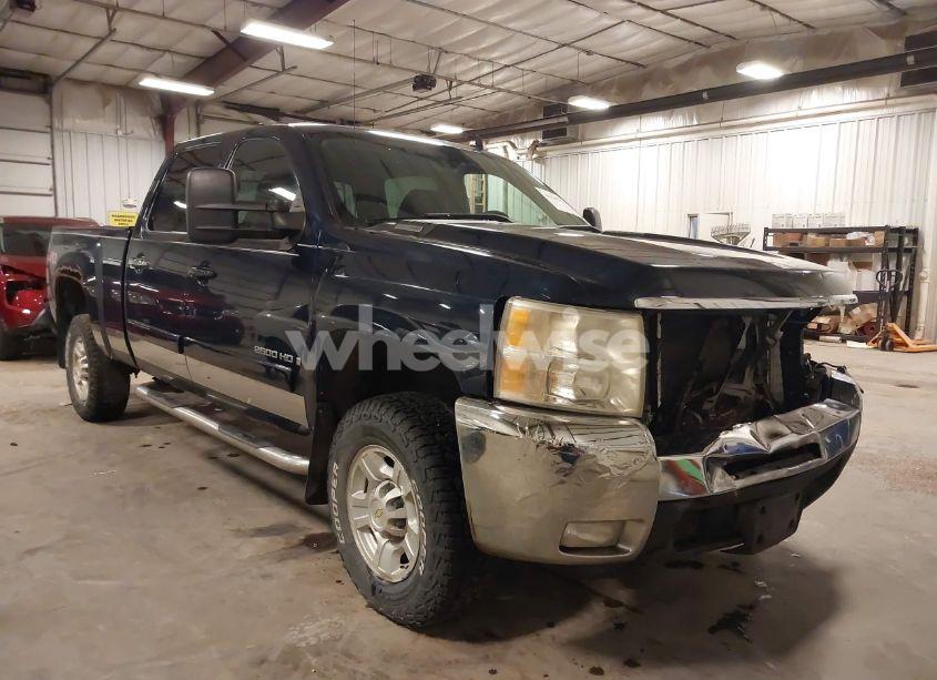 2008 Chevrolet Silverado 2500HD LTZ (VIN 1GCHK23658F103772) main photo