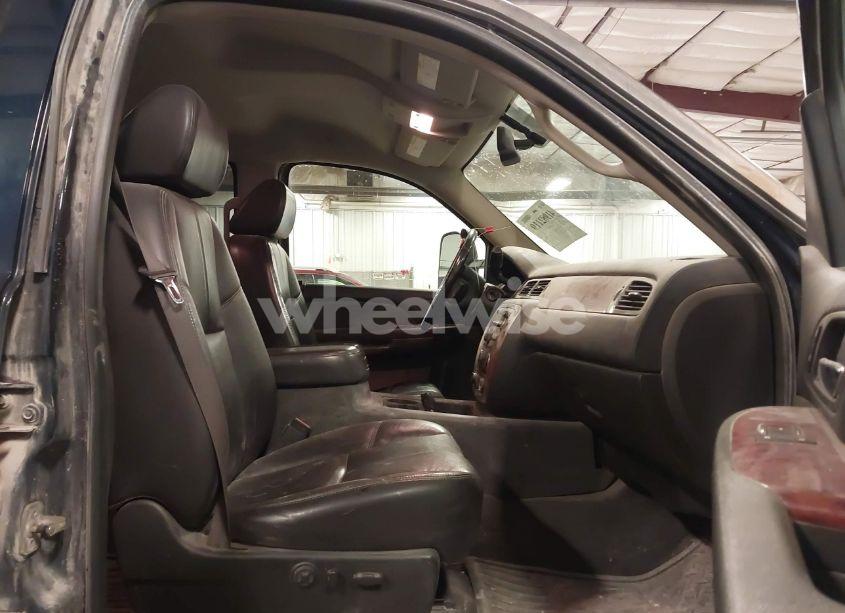 Photo 5 of 2008 Chevrolet Silverado 2500HD LTZ (VIN 1GCHK23658F103772)