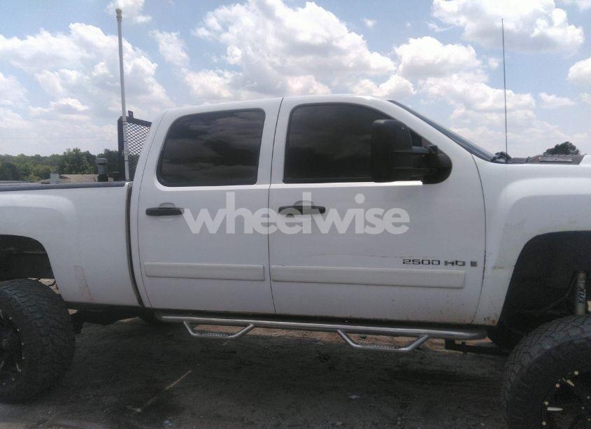 Photo 13 of 2008 Chevrolet Silverado 2500HD LT1 (VIN 1GCHK23678F100579)