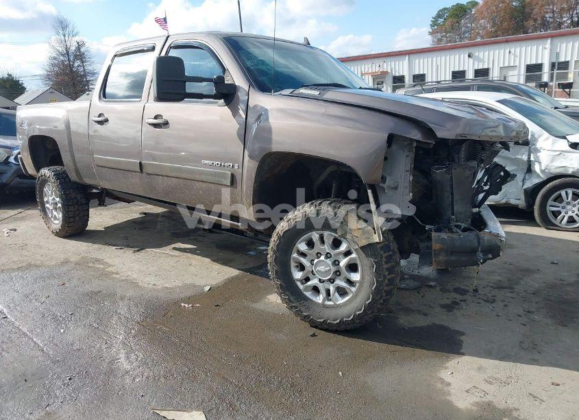 2008 Chevrolet Silverado 2500HD LTZ (VIN 1GCHK23678F174987) main photo