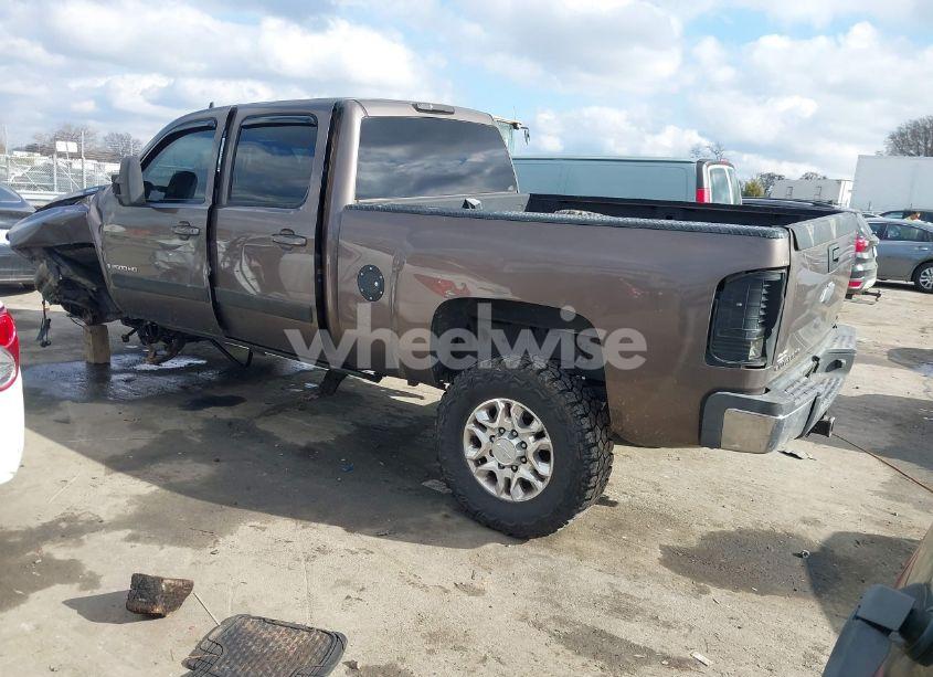 Photo 3 of 2008 Chevrolet Silverado 2500HD LTZ (VIN 1GCHK23678F174987)