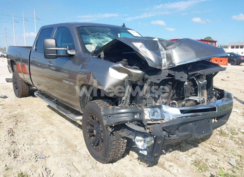 2008 Chevrolet Silverado 2500HD LTZ (VIN 1GCHK23688F103457) main photo