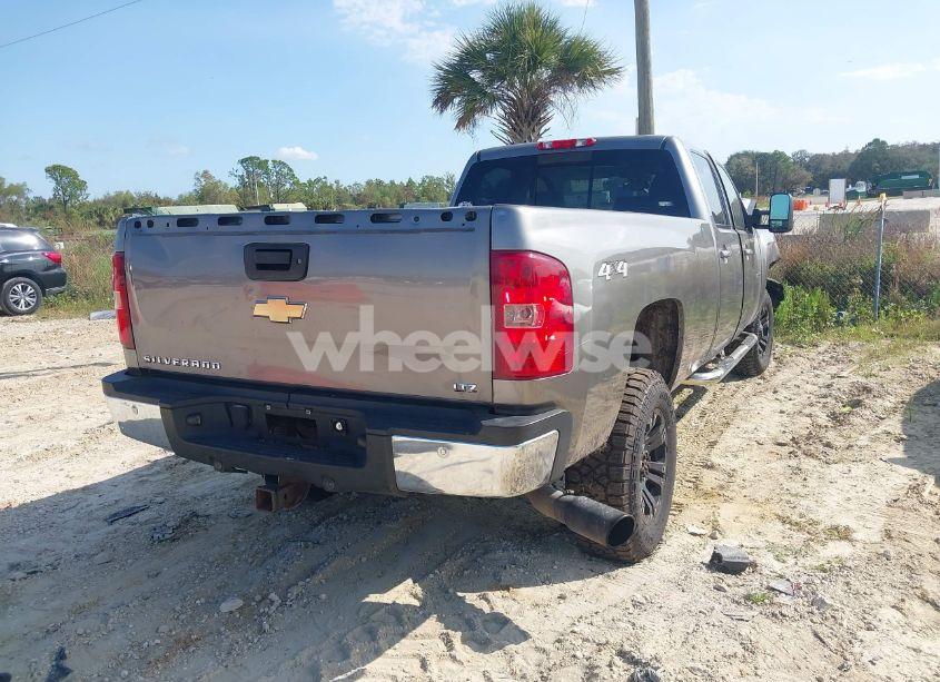 Photo 4 of 2008 Chevrolet Silverado 2500HD LTZ (VIN 1GCHK23688F103457)