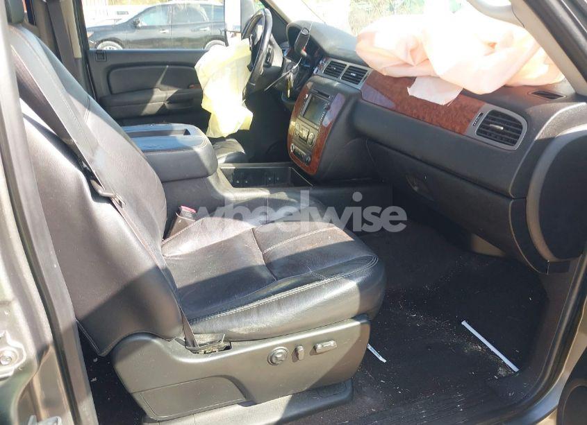 Photo 5 of 2008 Chevrolet Silverado 2500HD LTZ (VIN 1GCHK23688F103457)