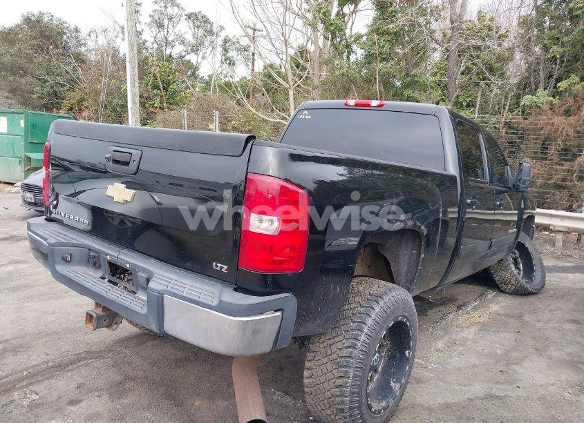 Photo 4 of 2008 Chevrolet Silverado 2500HD LTZ (VIN 1GCHK23688F142579)
