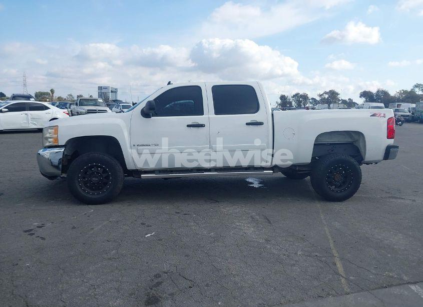 Photo 14 of 2007 Chevrolet Silverado 2500HD LT1 (VIN 1GCHK23697F537806)