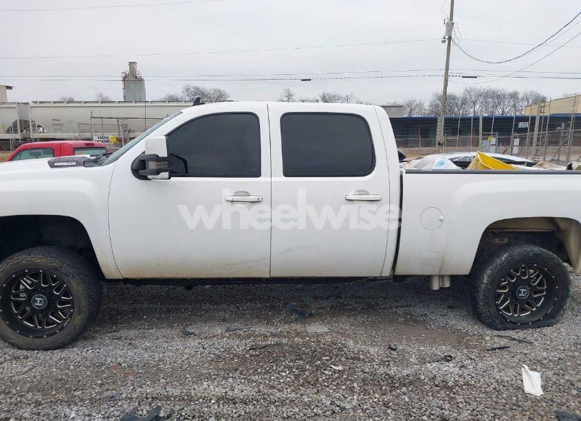 Photo 14 of 2007 Chevrolet Silverado 2500HD LTZ (VIN 1GCHK23697F548496)