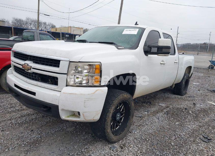Photo 2 of 2007 Chevrolet Silverado 2500HD LTZ (VIN 1GCHK23697F548496)