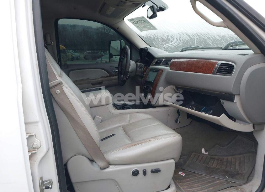 Photo 5 of 2007 Chevrolet Silverado 2500HD LTZ (VIN 1GCHK23697F548496)