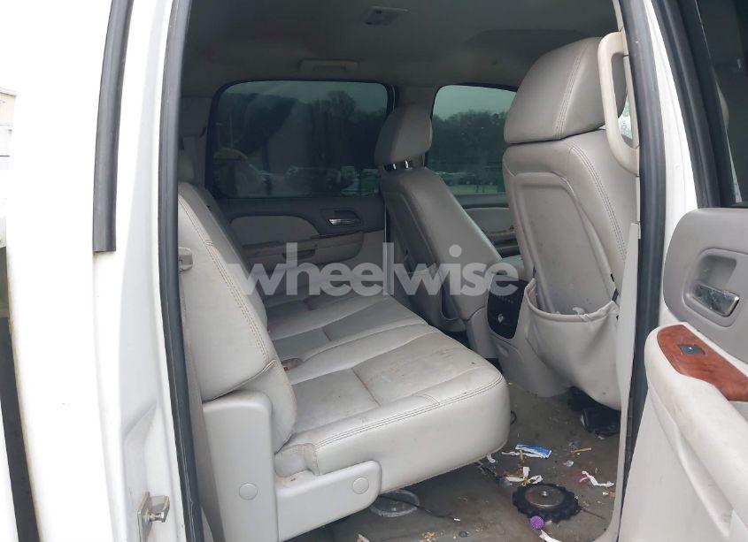 Photo 8 of 2007 Chevrolet Silverado 2500HD LTZ (VIN 1GCHK23697F548496)