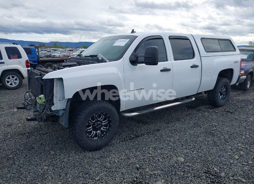 Photo 2 of 2008 Chevrolet Silverado 2500HD LT1 (VIN 1GCHK23698F130277)