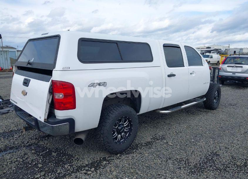 Photo 4 of 2008 Chevrolet Silverado 2500HD LT1 (VIN 1GCHK23698F130277)