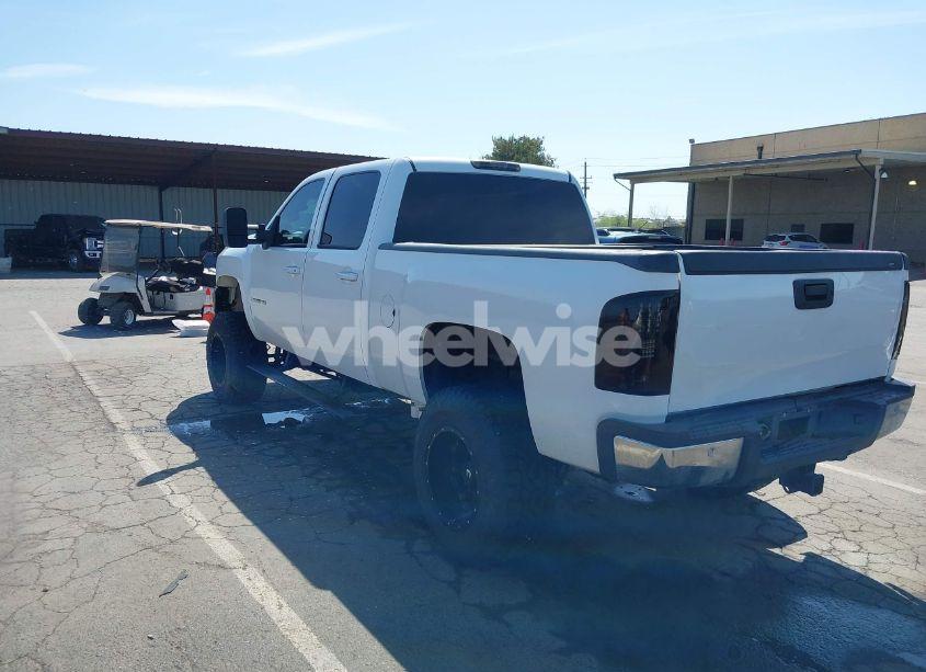 Photo 3 of 2008 Chevrolet Silverado 2500HD LTZ (VIN 1GCHK23698F137536)