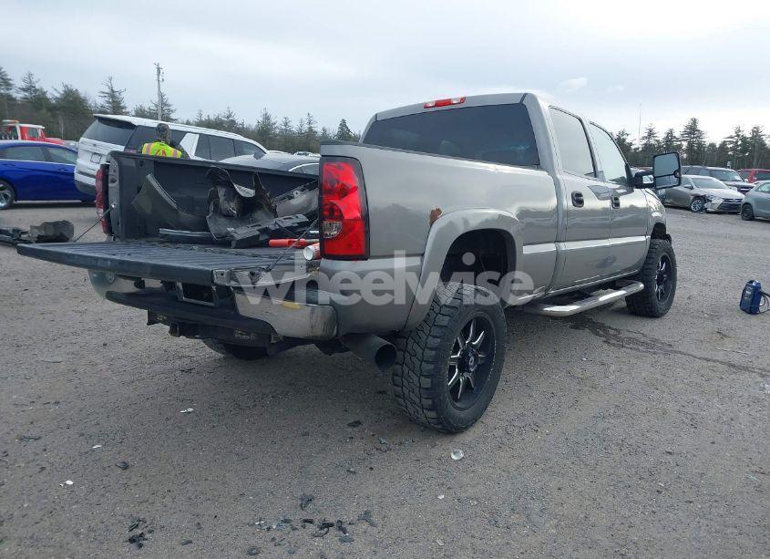 Photo 4 of 2007 Chevrolet Silverado 2500HD CLASSIC LT3 (VIN 1GCHK23D07F194558)