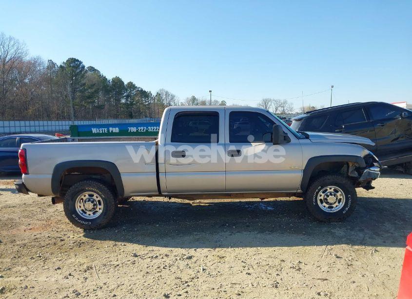 Photo 13 of 2006 Chevrolet Silverado 2500HD WORK TRUCK (VIN 1GCHK23D26F251258)