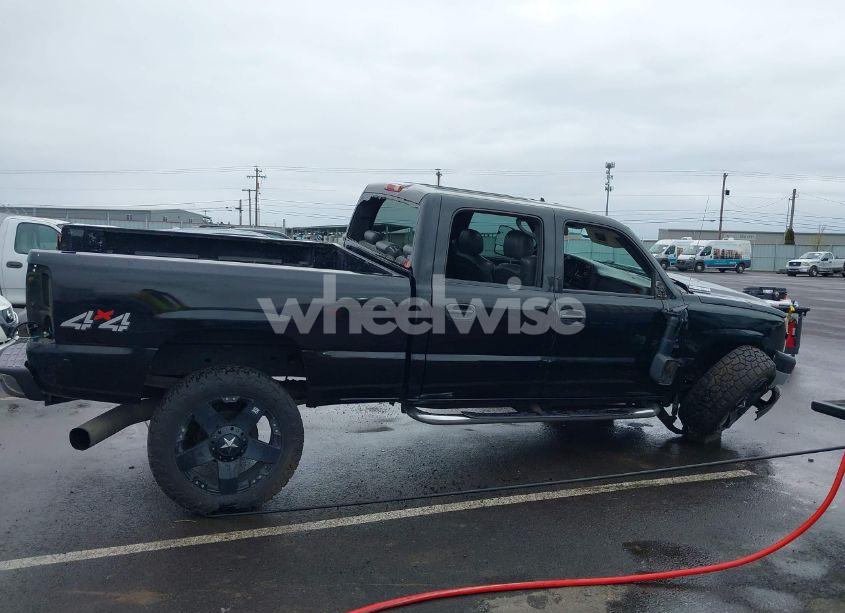 Photo 14 of 2006 Chevrolet Silverado 2500HD LT3 (VIN 1GCHK23D46F179933)