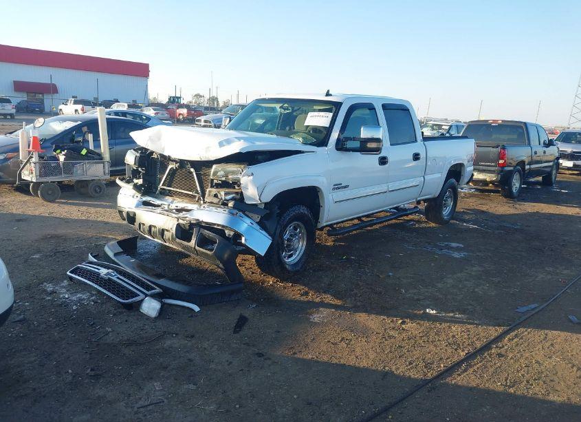 Photo 2 of 2007 Chevrolet Silverado 2500HD CLASSIC LT2 (VIN 1GCHK23D47F141541)