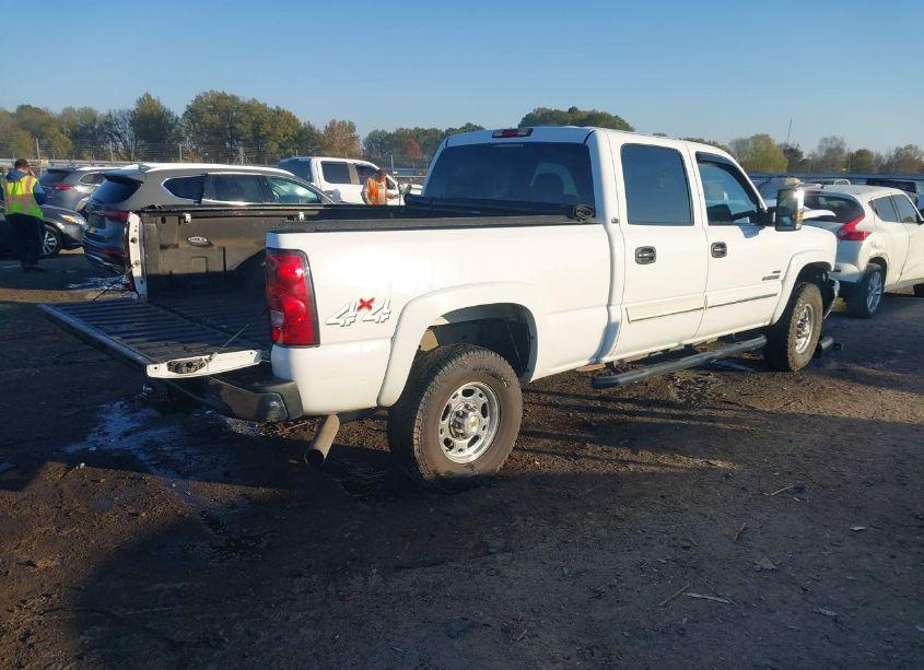 Photo 4 of 2007 Chevrolet Silverado 2500HD CLASSIC LT2 (VIN 1GCHK23D47F141541)