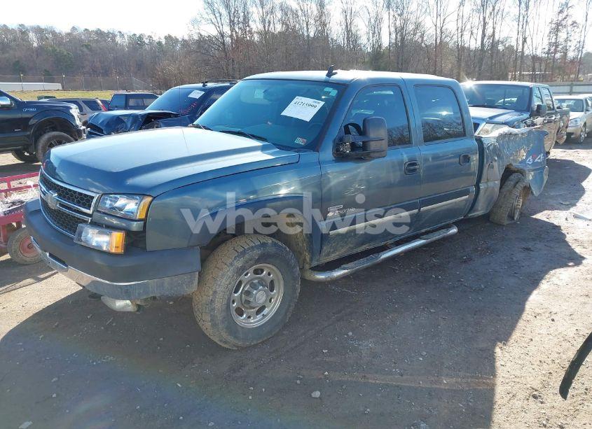 Photo 2 of 2007 Chevrolet Silverado 2500HD CLASSIC LT3 (VIN 1GCHK23D47F179559)