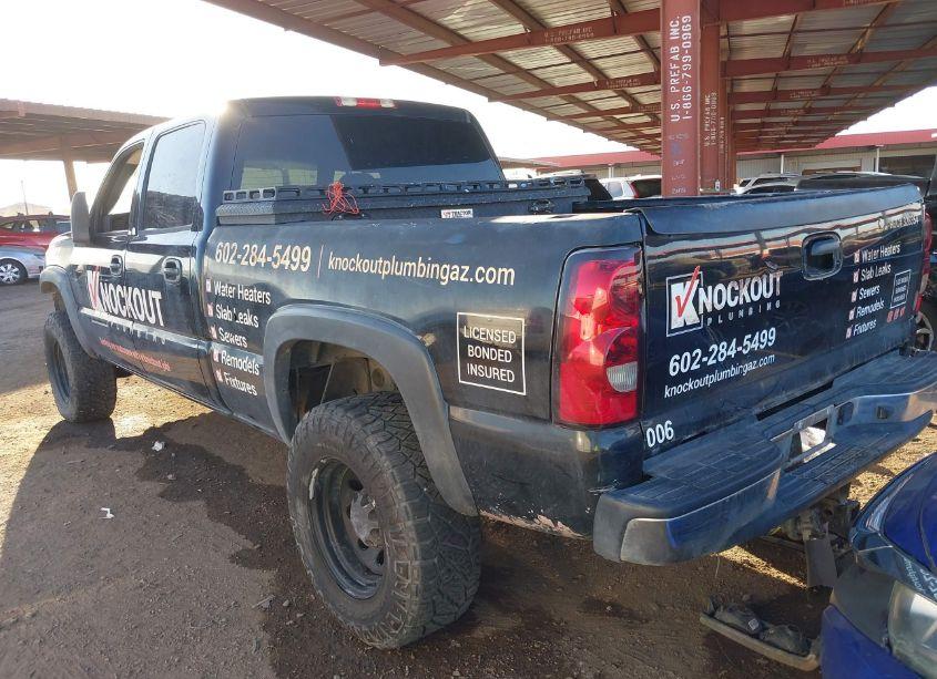 Photo 3 of 2006 Chevrolet Silverado 2500HD LT1 (VIN 1GCHK23D56F169542)