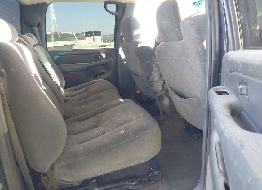 Photo 8 of 2006 Chevrolet Silverado 2500HD LT1 (VIN 1GCHK23D56F169542)