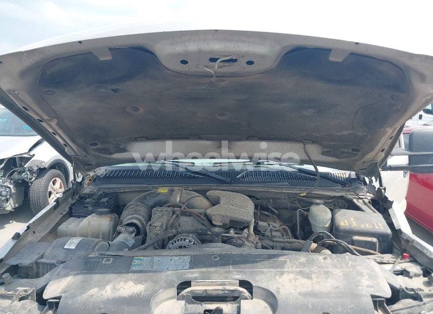 Photo 10 of 2006 Chevrolet Silverado 2500HD LT2 (VIN 1GCHK23D56F172506)