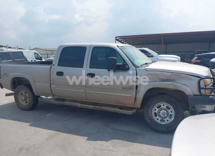 Photo 13 of 2006 Chevrolet Silverado 2500HD LT2 (VIN 1GCHK23D56F172506)