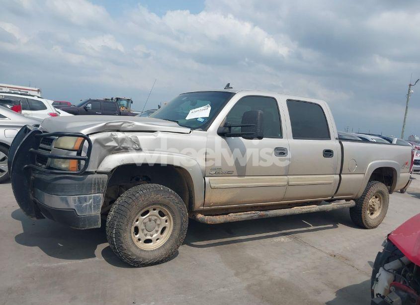 Photo 14 of 2006 Chevrolet Silverado 2500HD LT2 (VIN 1GCHK23D56F172506)