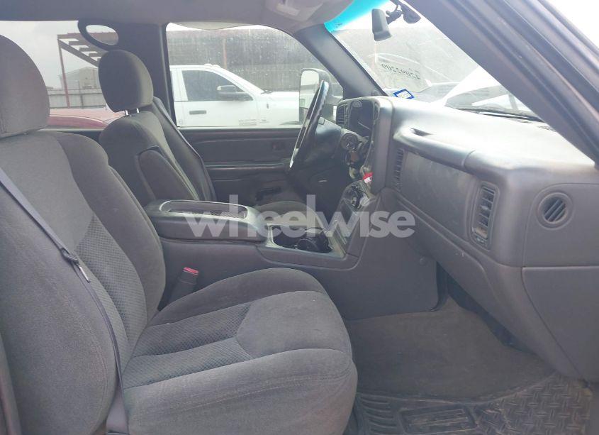 Photo 5 of 2006 Chevrolet Silverado 2500HD LT2 (VIN 1GCHK23D56F172506)