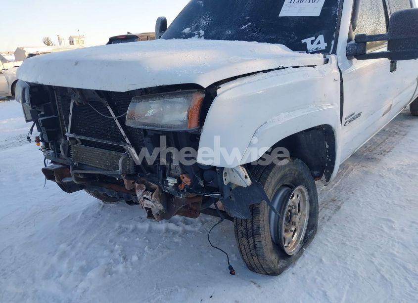 Photo 18 of 2006 Chevrolet Silverado 2500HD LT1 (VIN 1GCHK23D66F229988)