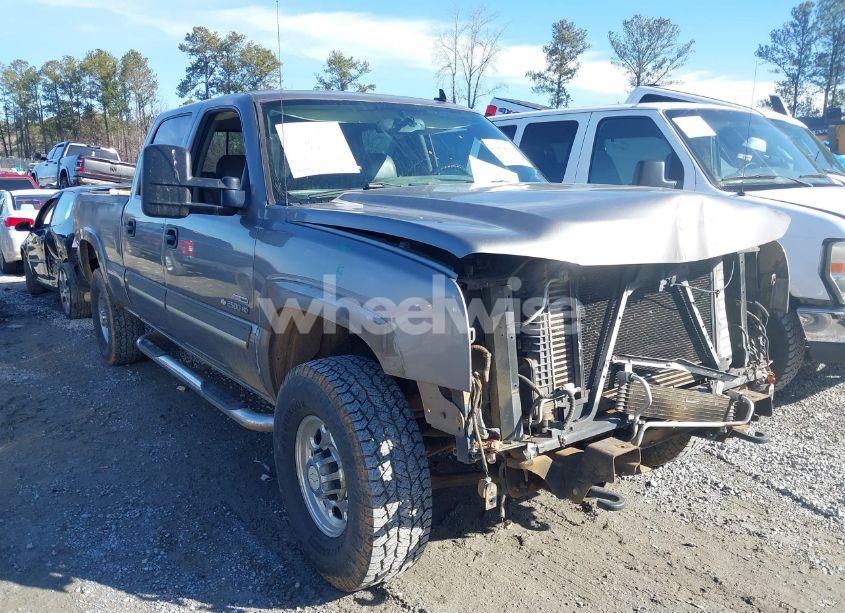 2006 Chevrolet Silverado 2500HD LT3 (VIN 1GCHK23D76F211225) main photo
