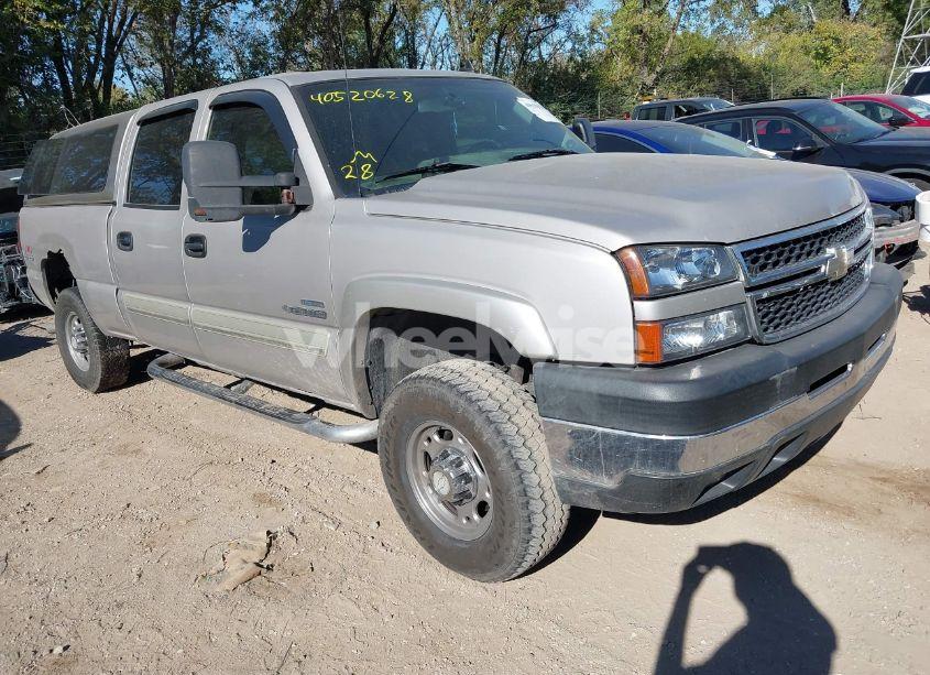 2006 Chevrolet Silverado 2500HD LT2 (VIN 1GCHK23D76F216750) main photo