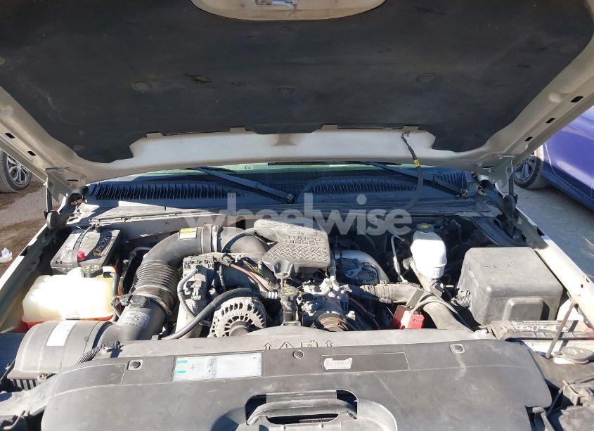 Photo 10 of 2006 Chevrolet Silverado 2500HD LT2 (VIN 1GCHK23D76F216750)