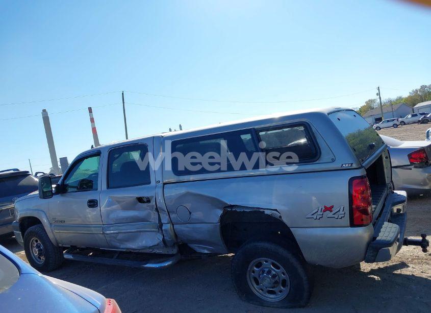 Photo 14 of 2006 Chevrolet Silverado 2500HD LT2 (VIN 1GCHK23D76F216750)