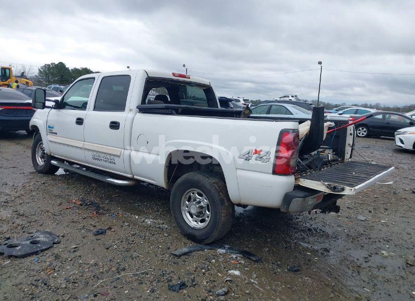 Photo 3 of 2007 Chevrolet Silverado 2500HD CLASSIC LT1 (VIN 1GCHK23D87F125245)