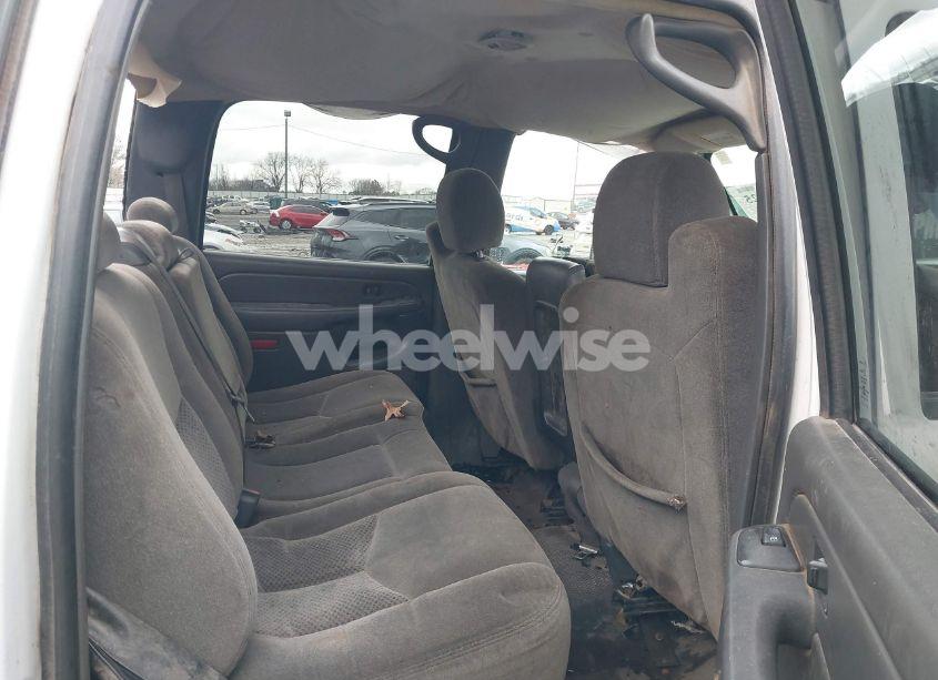 Photo 8 of 2007 Chevrolet Silverado 2500HD CLASSIC LT1 (VIN 1GCHK23D87F125245)