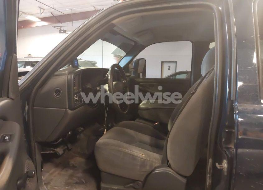 Photo 5 of 2007 Chevrolet Silverado 2500HD CLASSIC LS (VIN 1GCHK23D87F185154)